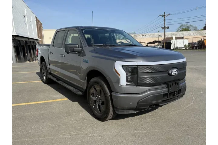 $37500 : 2024 Ford F-150 Lightning Flas image 7