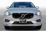 $15576 : Volvo XC60 2021 AWD T6 Momen thumbnail