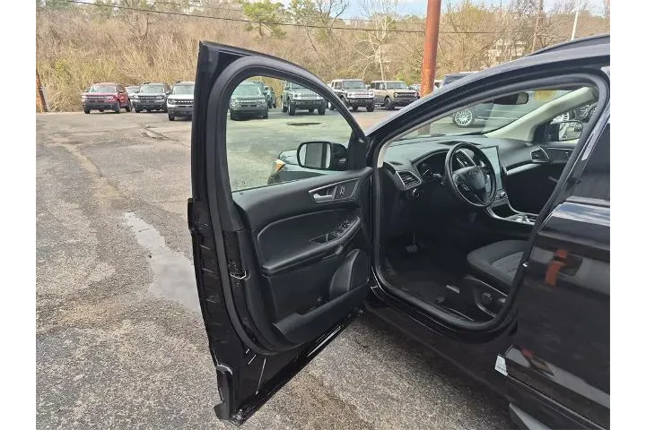 $25288 : Ford Edge 2024 AWD SE 4dr SU image 8