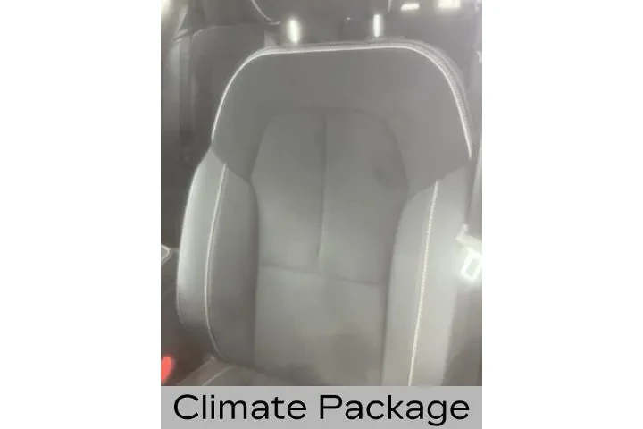 $31990 : Volvo XC40 2025 AWD B5 Plus image 2