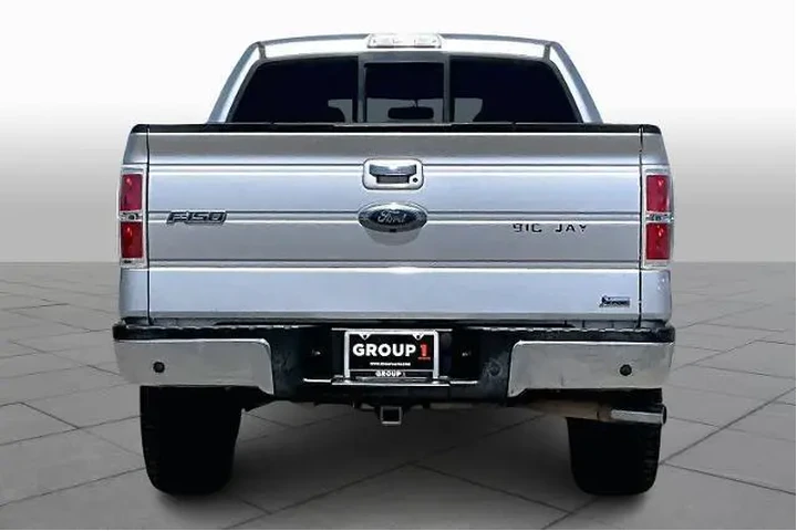 $13693 : Ford F-150 2010 4x2 XLT 4dr image 4