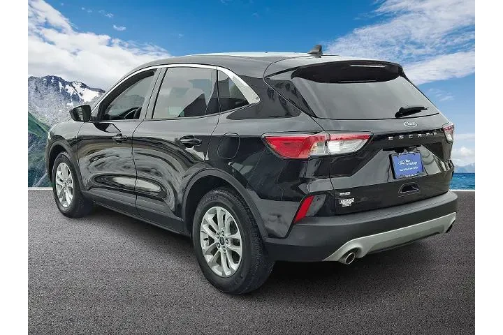 $20897 : Ford Escape 2022 SE 4dr SUV image 4