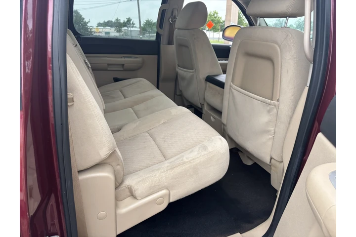 $5800 : 2009 Chevy Silverado image 4