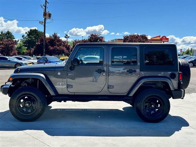 $21985 : 2017 Wrangler Unlimited Sahara image 6