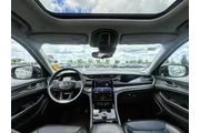 $27875 : Jeep Grand Cherokee 2023 4x4 thumbnail