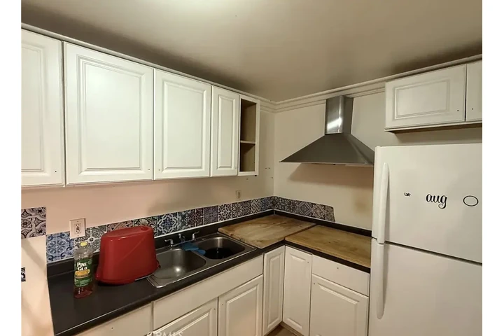 $1000 : Nueva ADU de 1 dormitorio y 1 image 2