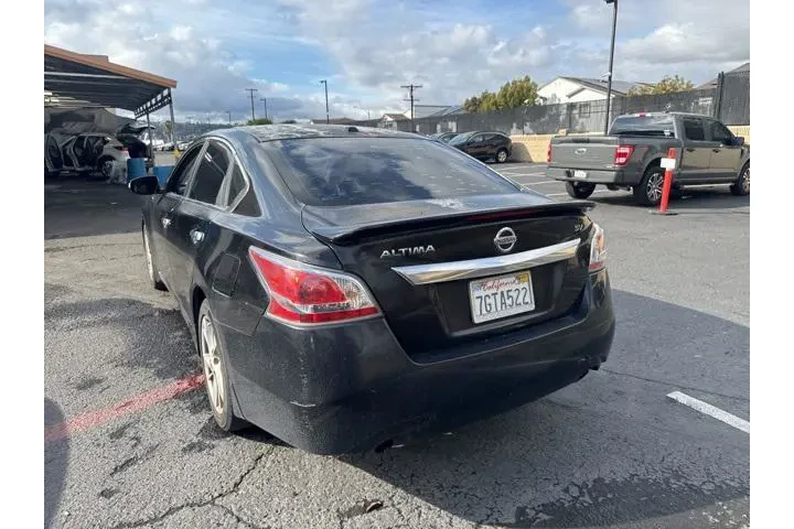 $5200 : Nissan Altima 2015 2.5 SV 4d image 2