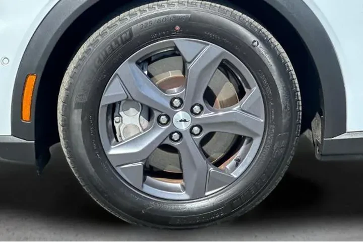 $29097 : Ford Mustang Mach-E 2023 AWD image 5