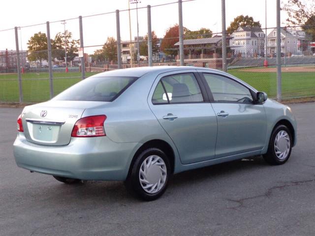 $7950 : 2010 Yaris image 6