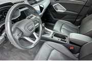 $27400 : Audi Q3 2023 AWD quattro Pre thumbnail