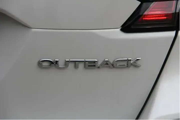$27590 : Subaru Outback 2024 AWD Prem image 9
