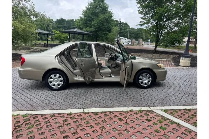 $2999 : 2003 Camry LE image 6