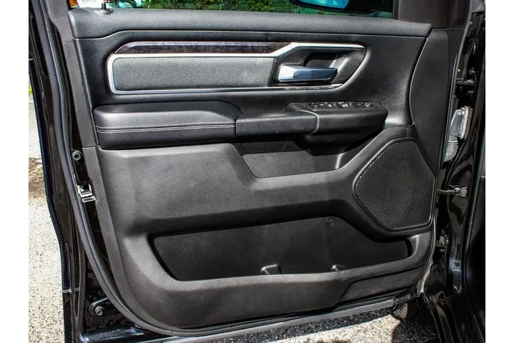 $35450 : Ram 1500 2022 4x4 Big Horn 4 image 8