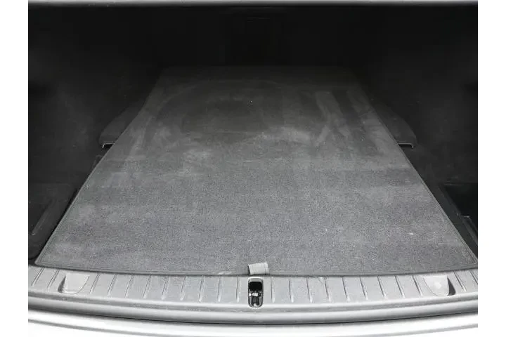 $30395 : BMW 7 Series 2019 740i 4dr S image 2