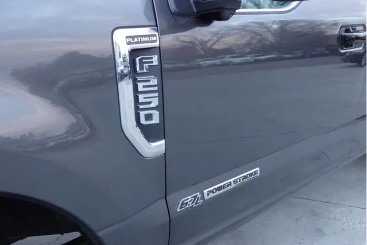 $50429 : 2017 F-250 Super Duty image 4