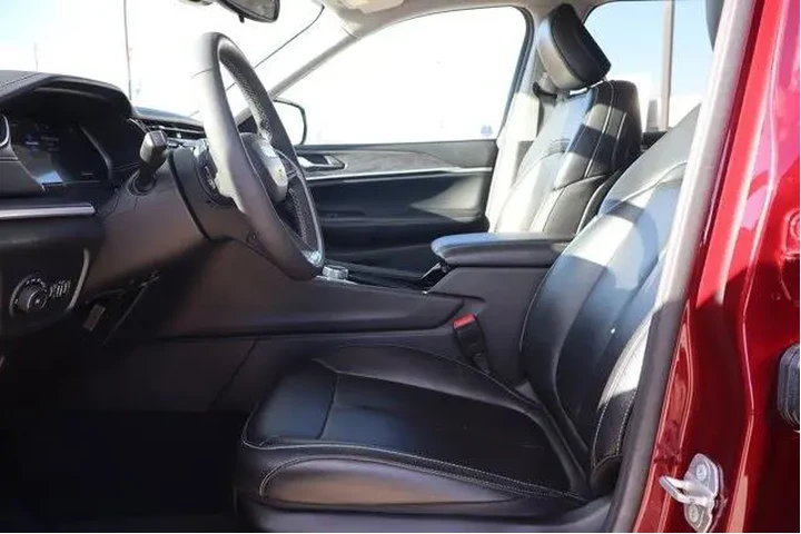 $34990 : Jeep Grand Cherokee L 2023 4 image 9