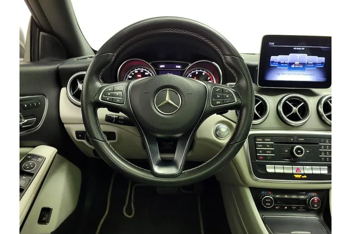$17998 : Mercedes-Benz CLA 2018 CLA 2 image 10