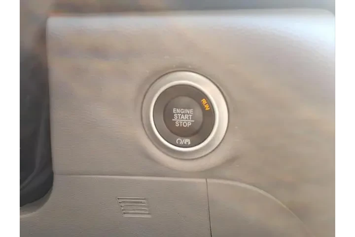 $26674 : Chrysler Pacifica 2024 Touri image 9