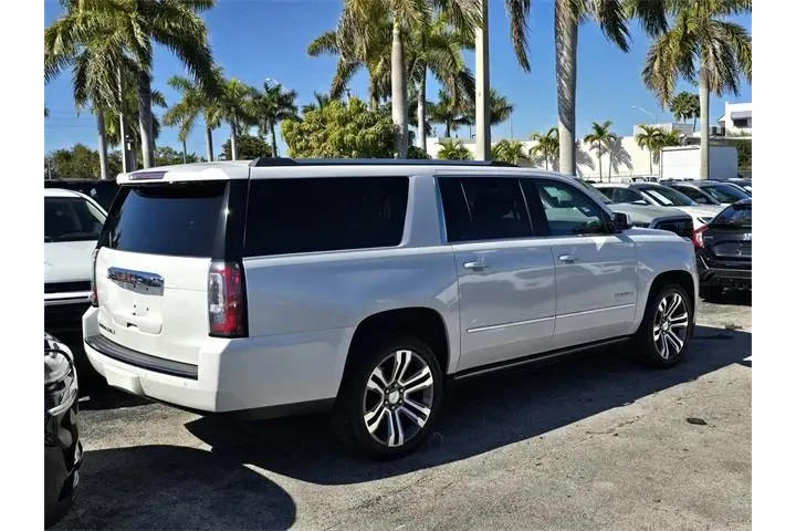 $23990 : GMC Yukon XL 2018 4x2 Denali image 3