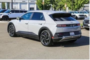 $25991 : Hyundai IONIQ 5 2024 SEL 4dr thumbnail