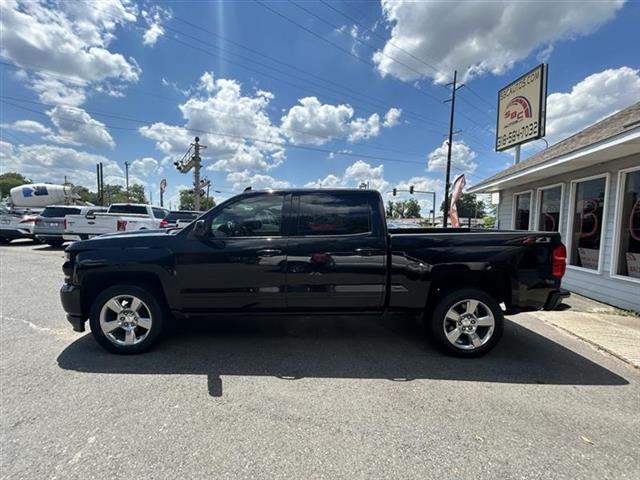 $28953 : 2018 Silverado 1500 LT Crew C image 2