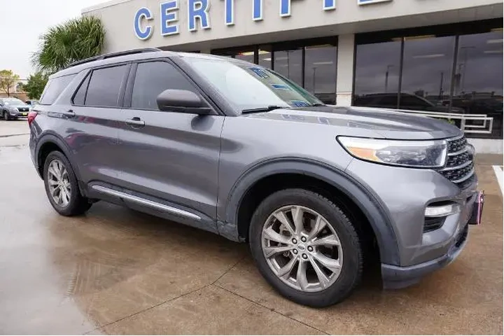 $27888 : Ford Explorer 2022 XLT 4dr S image 1