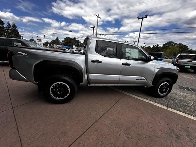 $46045 : 2024 Tacoma TRD Off-Road image 6