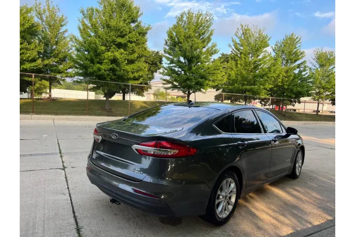 $11997 : 2019 Fusion Hybrid SE image 9