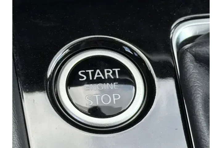 $20987 : Nissan Kicks 2024 SR 4dr Cro image 10