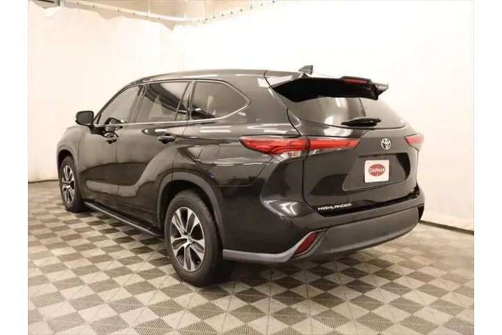$24896 : Toyota Highlander 2021 XLE 4 image 3