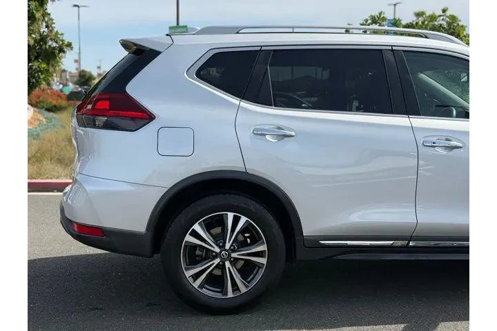 $16991 : Nissan Rogue 2018 SL 4dr Cro image 9