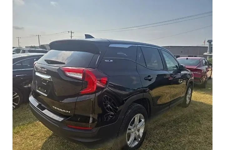 $19254 : GMC Terrain 2024 SLE 4dr SUV image 4