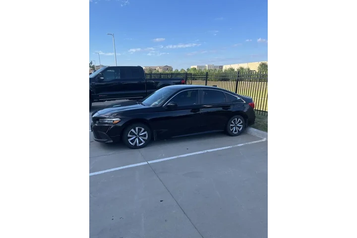 $21549 : Honda Civic 2022 LX 4dr Seda image 4
