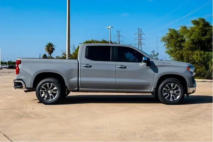 $35189 : Chevrolet Silverado 1500 202 image 3