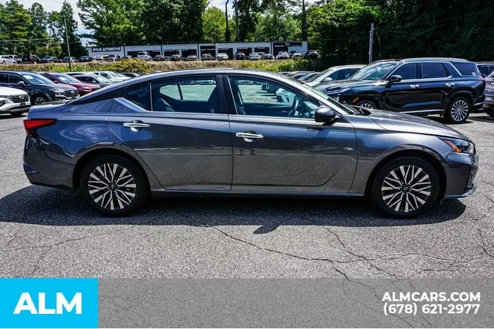 $19420 : Nissan Altima 2024 2.5 SV 4d image 9