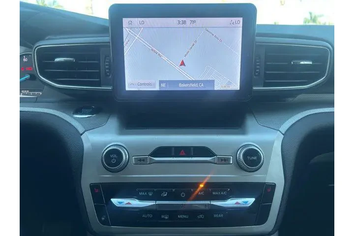 $25995 : Ford Explorer 2022 AWD XLT 4 image 9