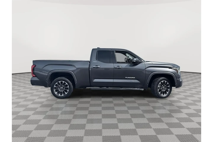 $42708 : 2022 Tundra Limited image 10
