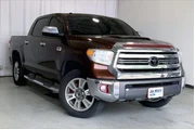 Toyota Tundra 2017 4x4 Plati