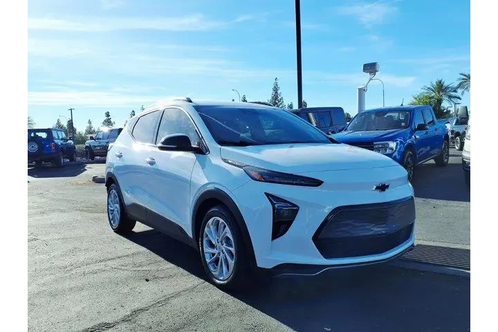 $18246 : Chevrolet Bolt EUV 2023 LT 4 image 8