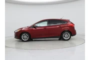 $13998 : Ford Focus 2017 SE 4dr Hatch thumbnail