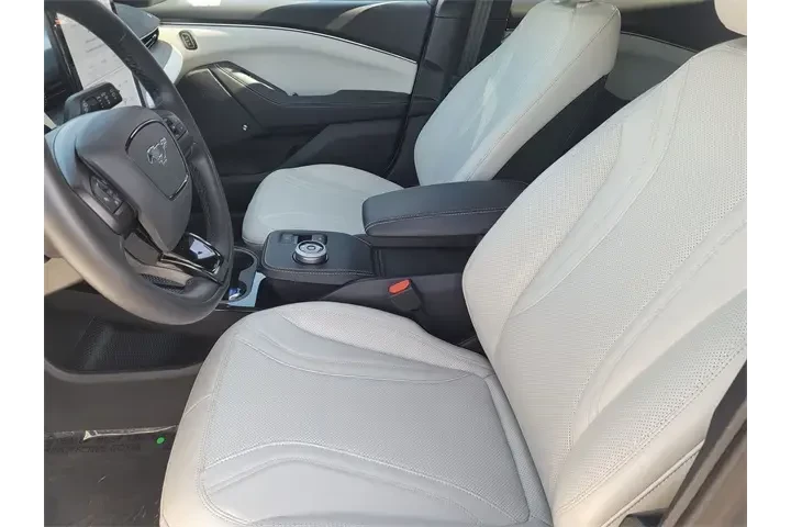 $34988 : Ford Mustang Mach-E 2024 Pre image 9