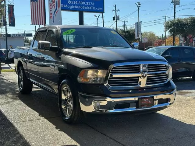 $18900 : 2016 RAM 1500 Big Horn image 4