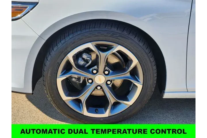 $18995 : Chevrolet Malibu 2024 LT 4dr image 9