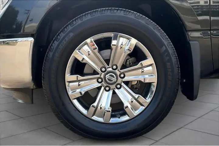 $15997 : Nissan Titan 2017 4x2 SV 4dr image 9