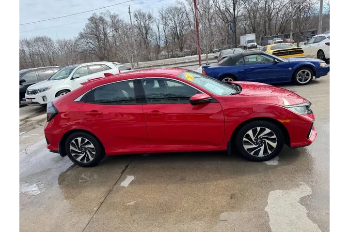 $13950 : 2017 Civic LX image 5