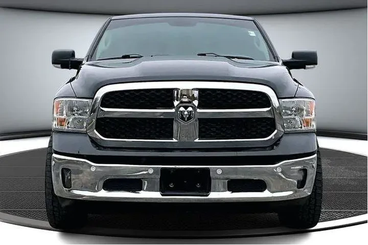 $21500 : Ram 1500 2018 4x4 SLT 4dr Cr image 2