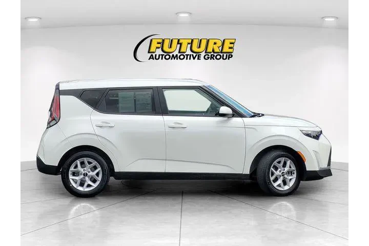 $20888 : Kia Soul 2025 S 4dr Crossove image 9