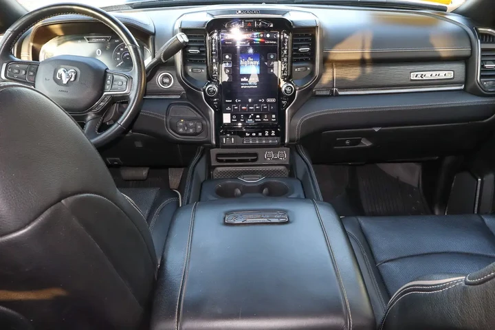 $73988 : 2024 2500 Rebel 4x4 Crew Cab image 10