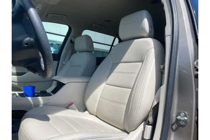 $31789 : GMC Acadia 2023 Denali 4dr S image 6