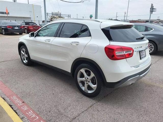 $17500 : 2018 Mercedes-Benz GLA 250 4M image 5